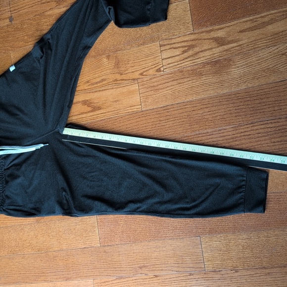 Vuori | Women’s Dark Grey Performance Joggers Medium - Picture 6 of 8